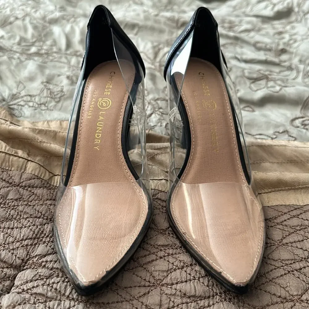 Chinese Laundry | Romance Pump Size 5